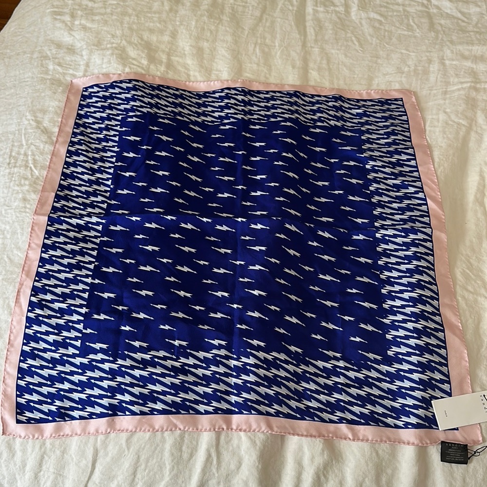 sandro lightning scarf ⚡️